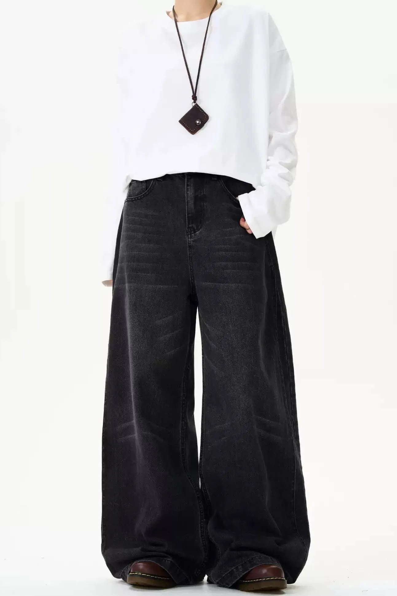 Faded Versatile Wide Jeans