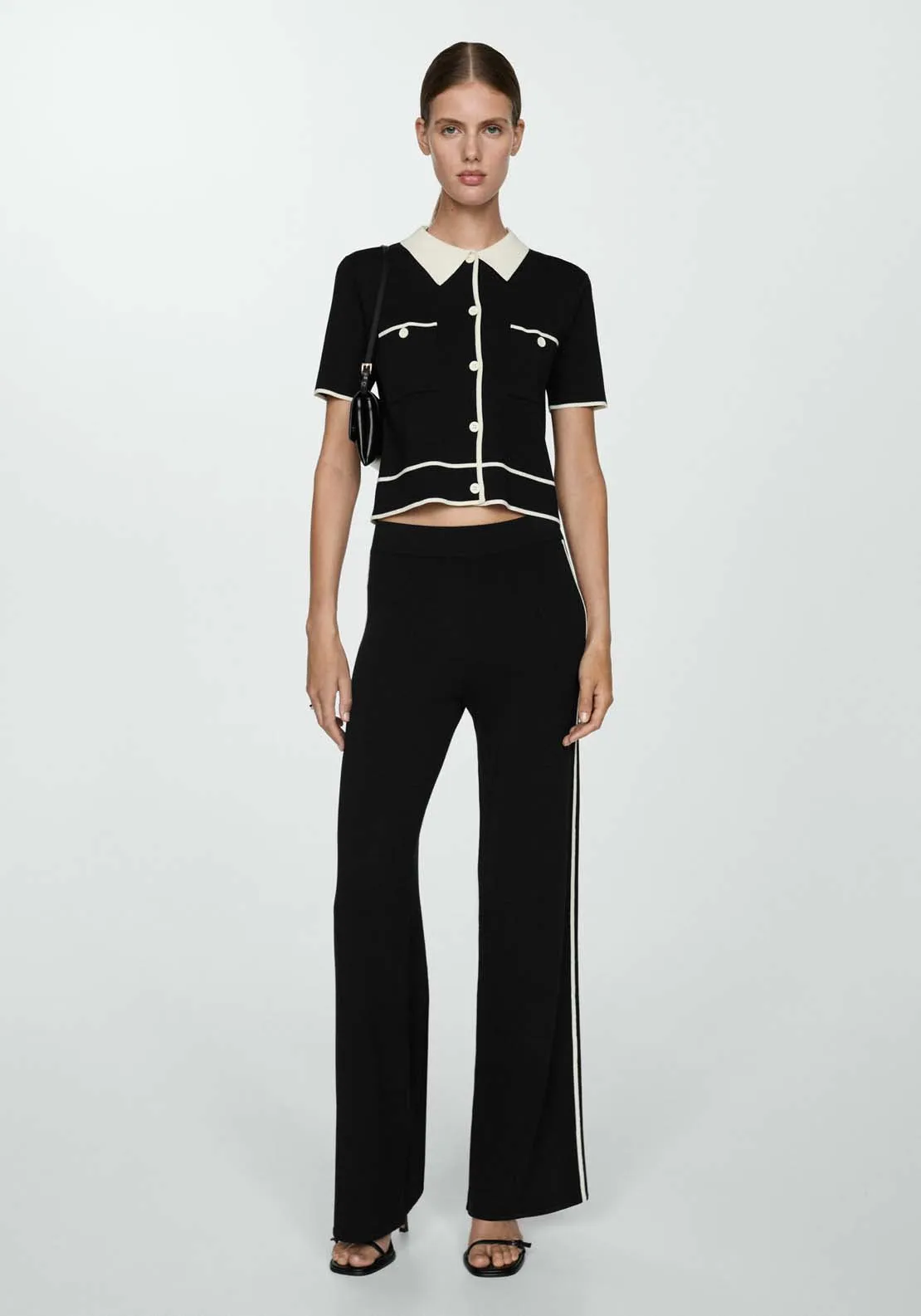 Knitted trousers with contrasting stripes - Black