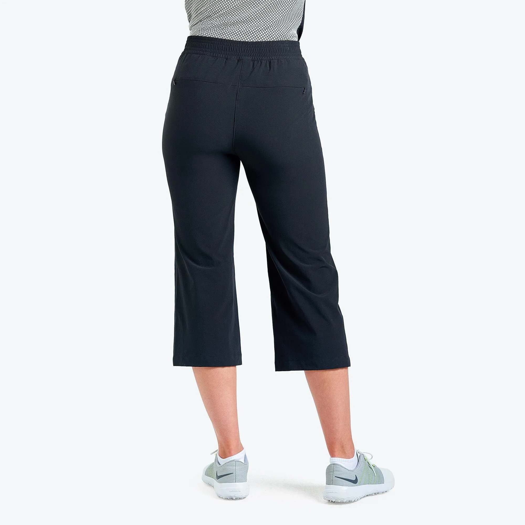 Maude Capri Black