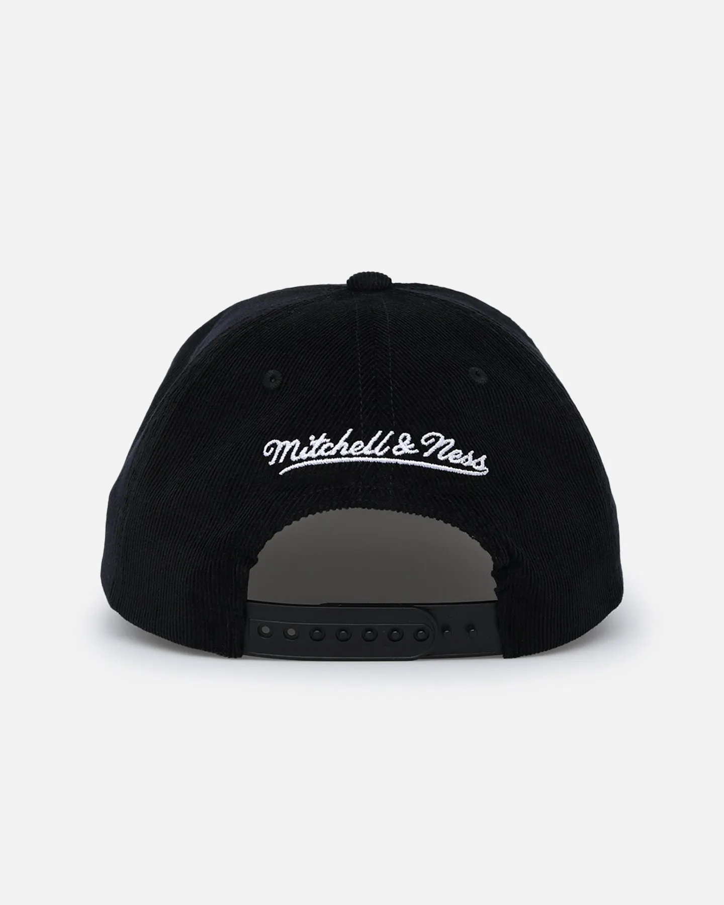 Mitchell & Ness Las Vegas Raiders Centre Circle Origin Snapback Black/Grey