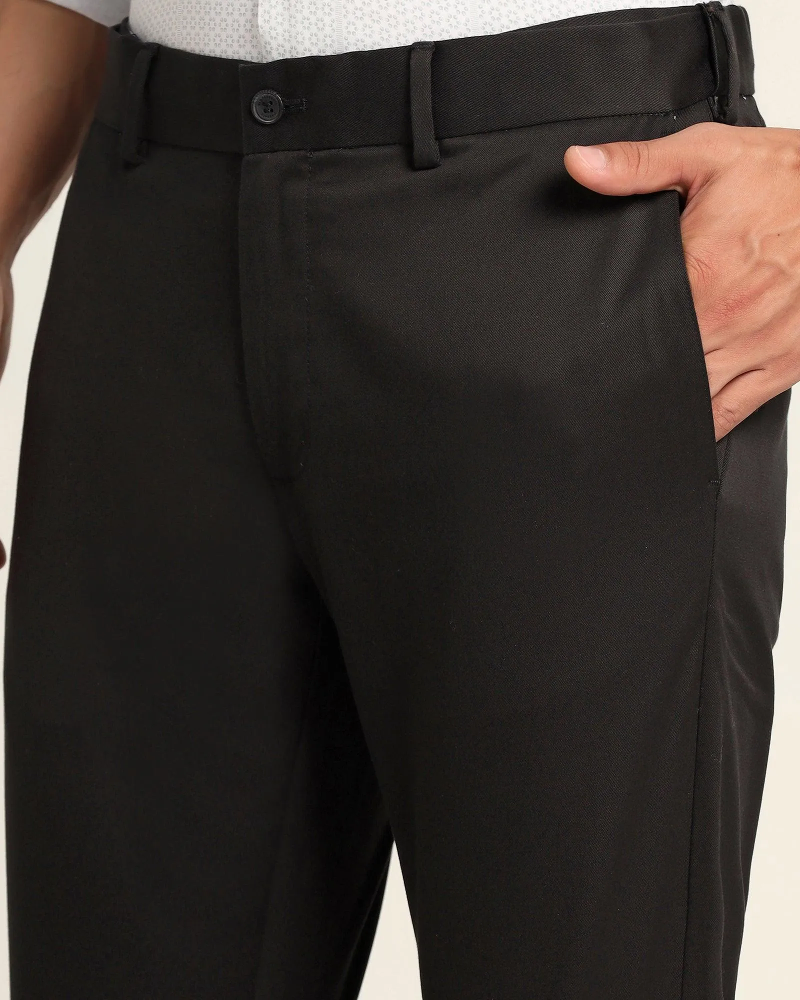 Slim Comfort B-95 Casual Black Solid Khakis - Wolf