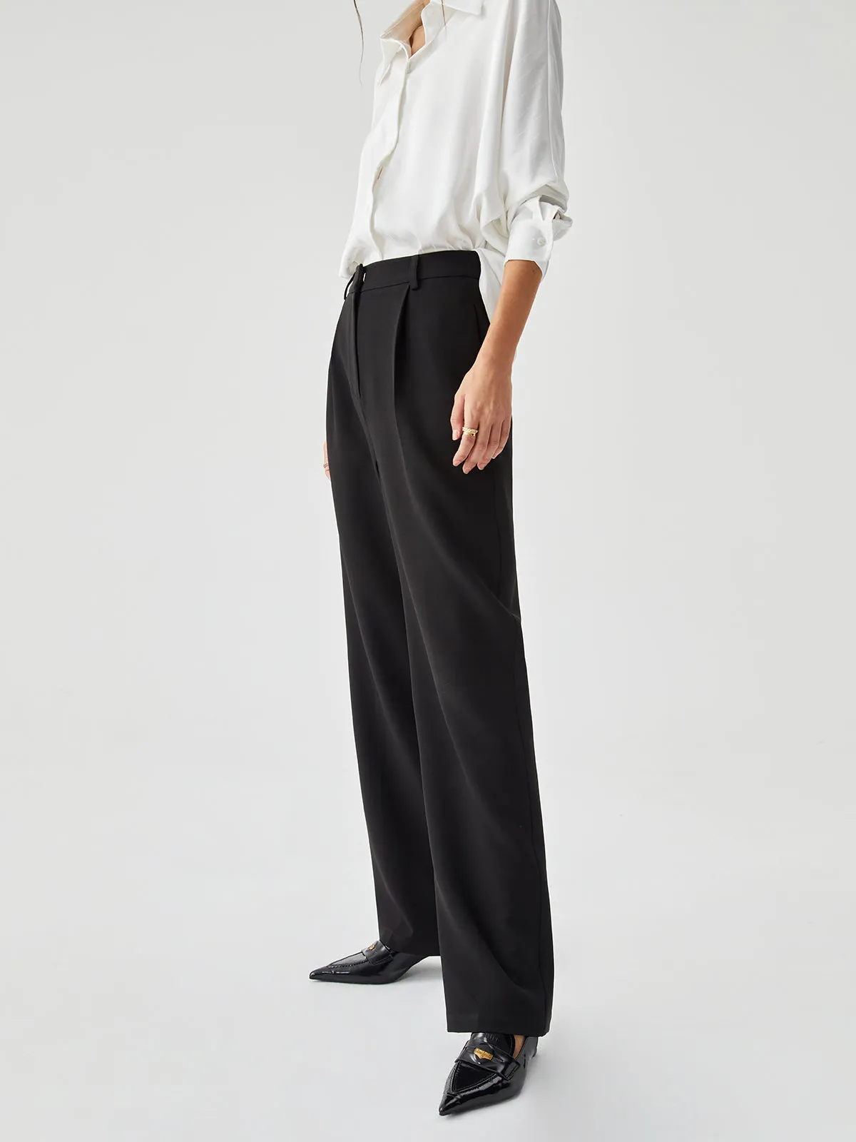 Straight Leg Graceful Pleated Cropped Pants